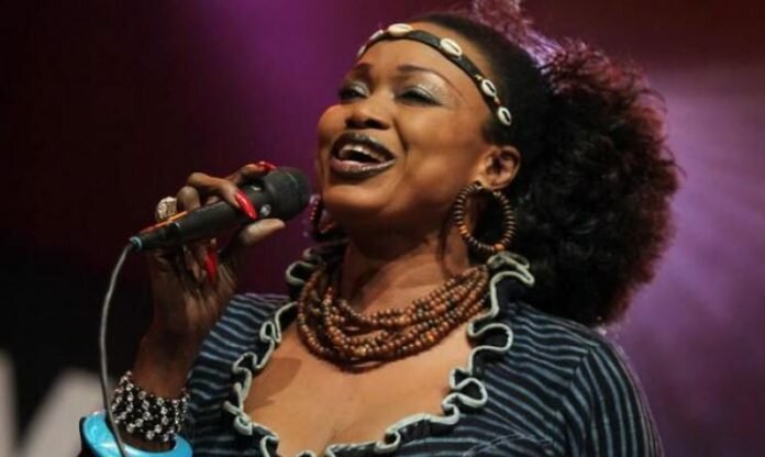 oumousangare-744x445 Oumou Sangaré