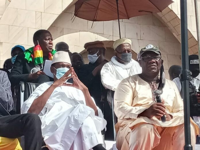 leaders-manifestation3-696x522 Les leaders de M5-RFP