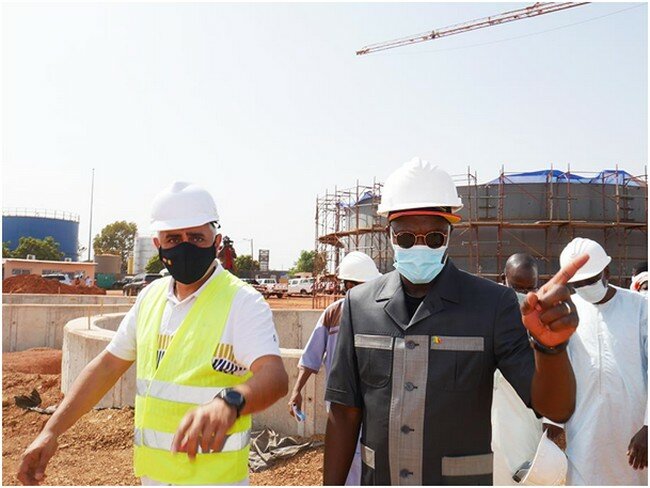 EDM-Sirakoro La visite du ministre Seydou L Traoré sur le terrain