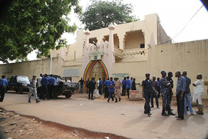 prison_264097554 La Devanture de la maison centrale d'arrêt de Bamako
