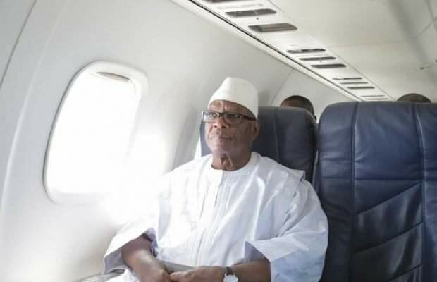 IBK-malade-avion IBK