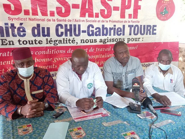 syndicat-Gabriel-Toure-1 Une vue des conférenciers