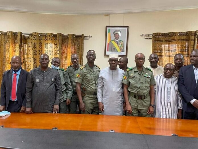 Ecole de guerre ( image d'archive )